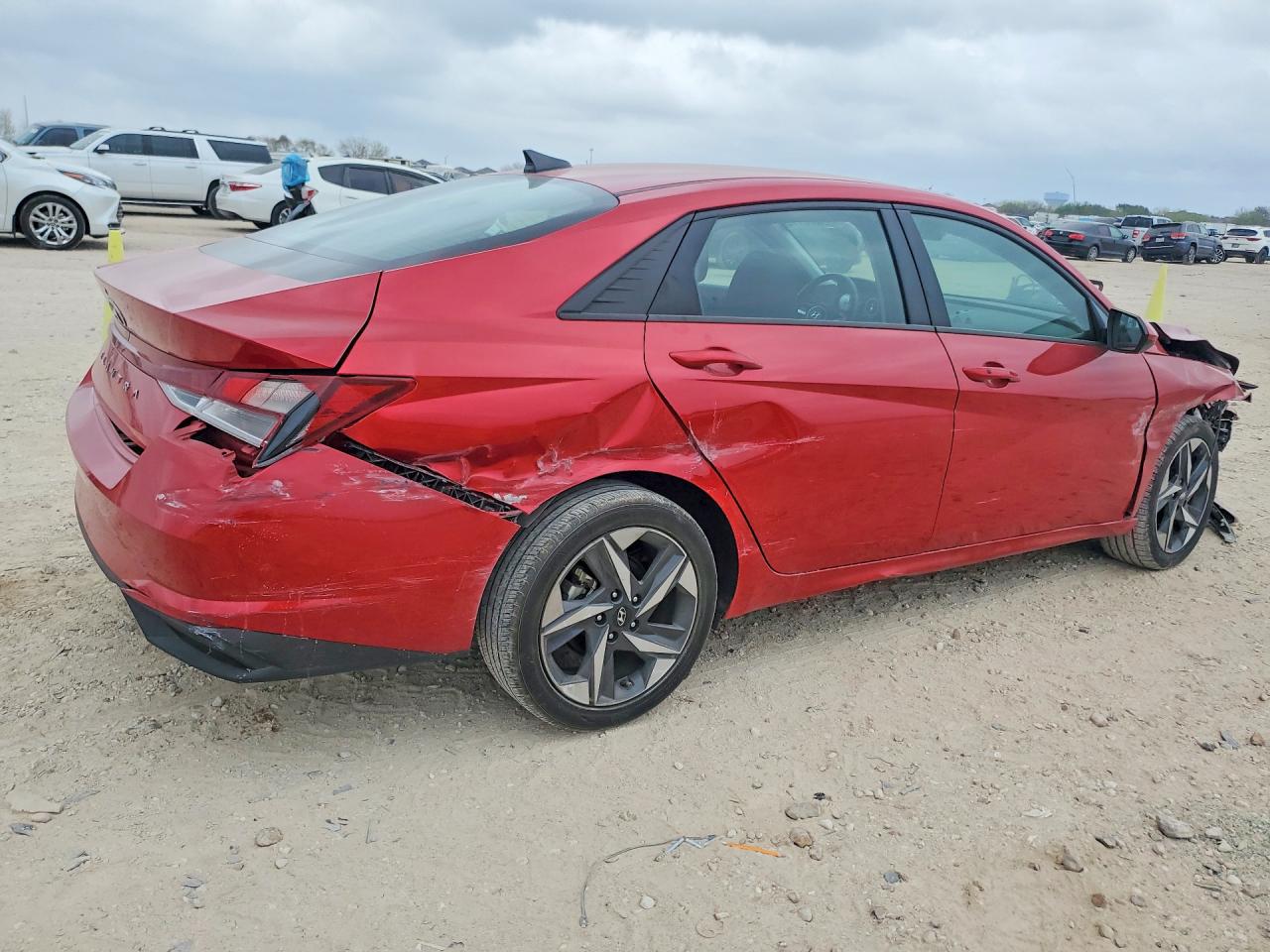 2023 HYUNDAI ELANTRA SEL photo 7