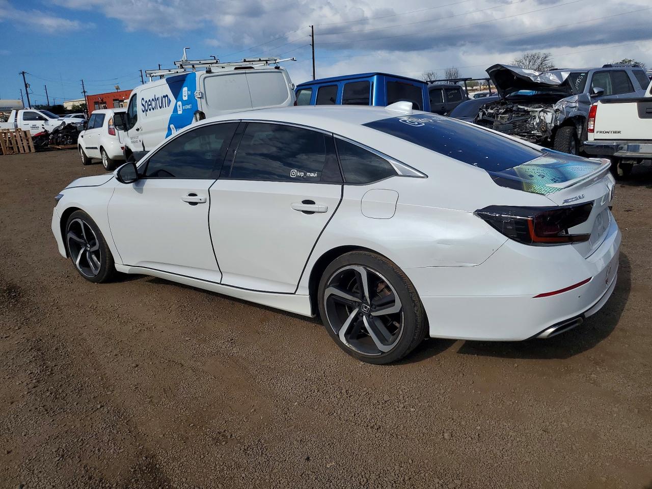 2020 HONDA ACCORD SPORT photo 2