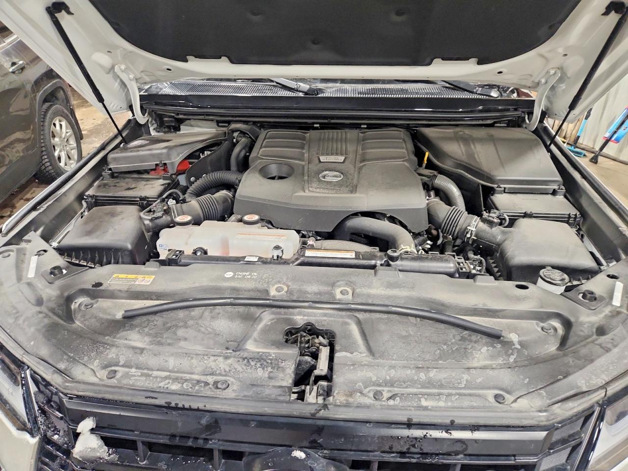 2024 LEXUS GX photo 23