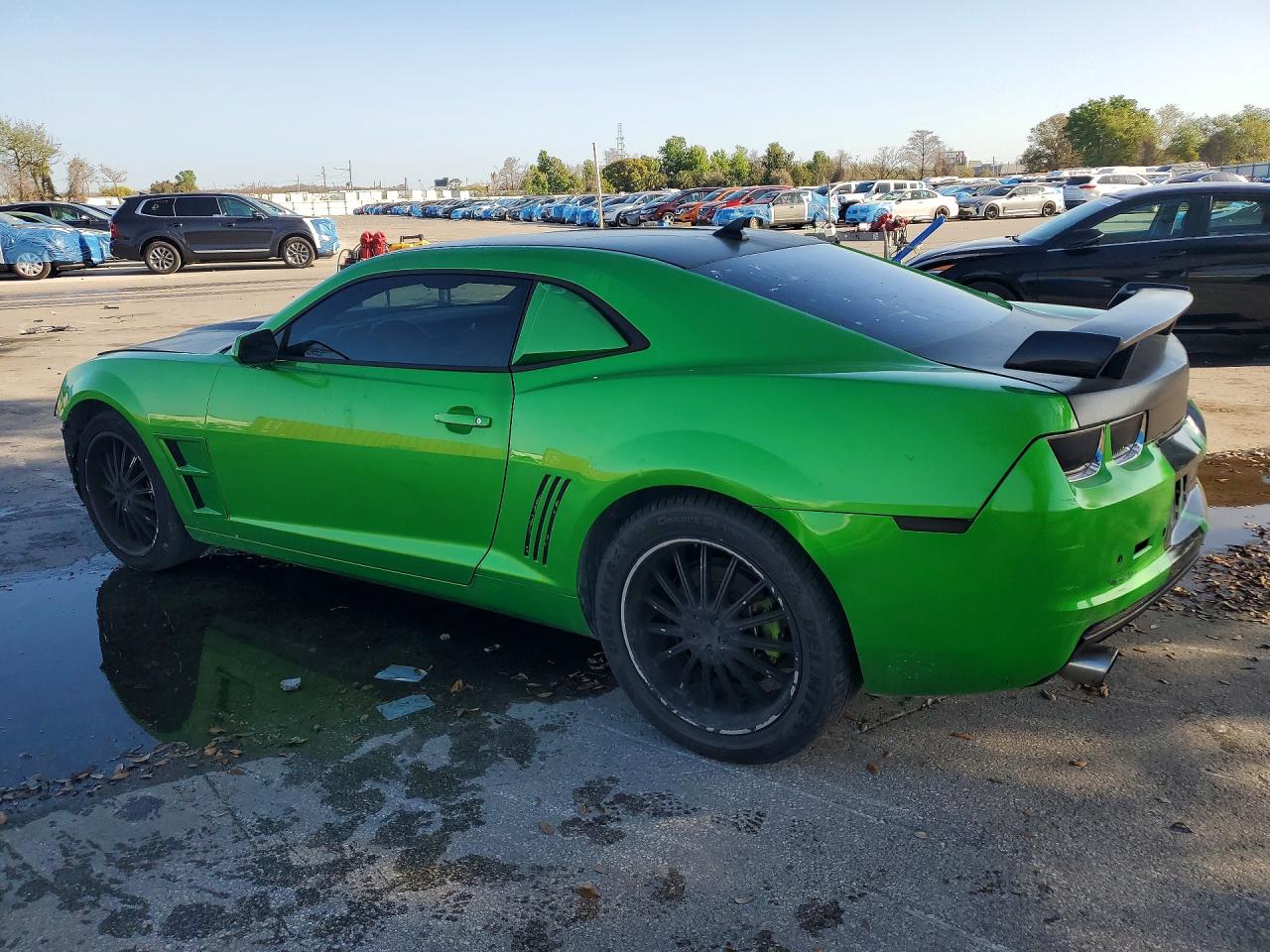 2011 CHEVROLET CAMARO LT photo 2
