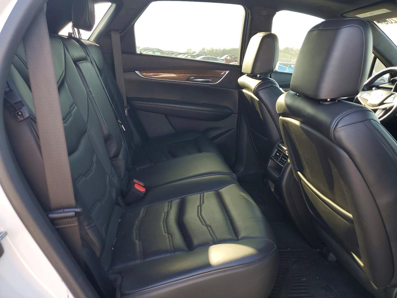 2017 CADILLAC XT5 PLATINUM photo 19