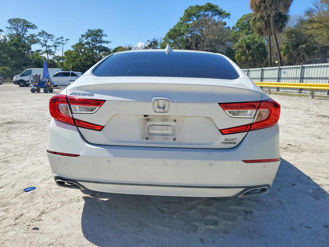 2020 HONDA ACCORD TOURING photo 16