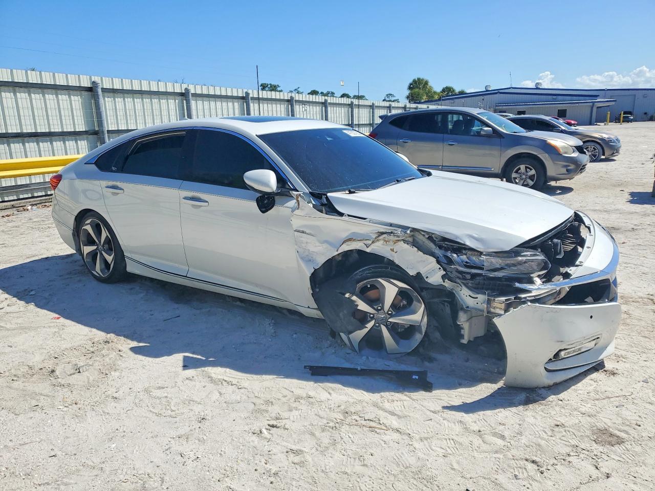 2020 HONDA ACCORD TOURING photo 10