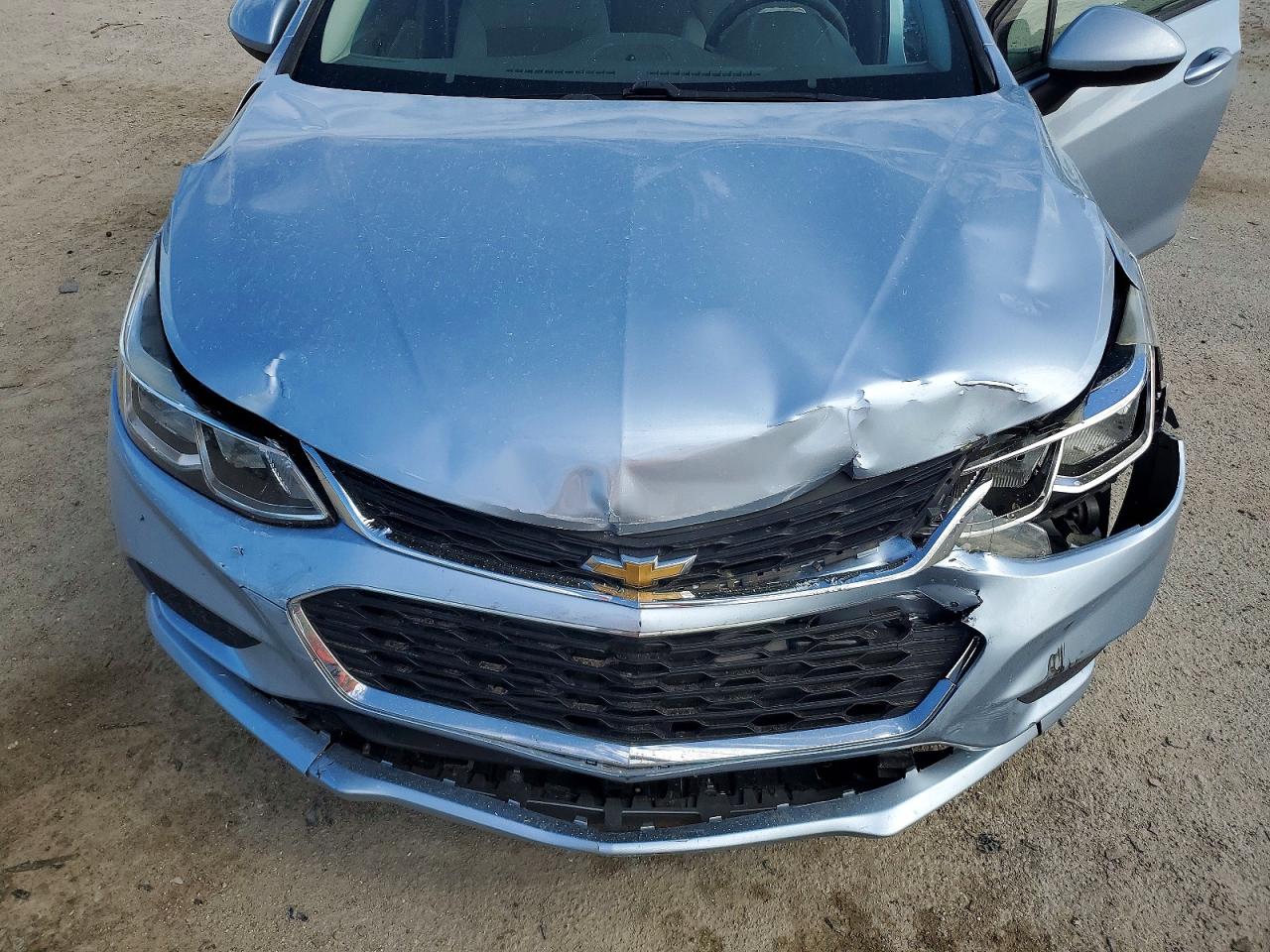 2017 CHEVROLET CRUZE LS photo 21
