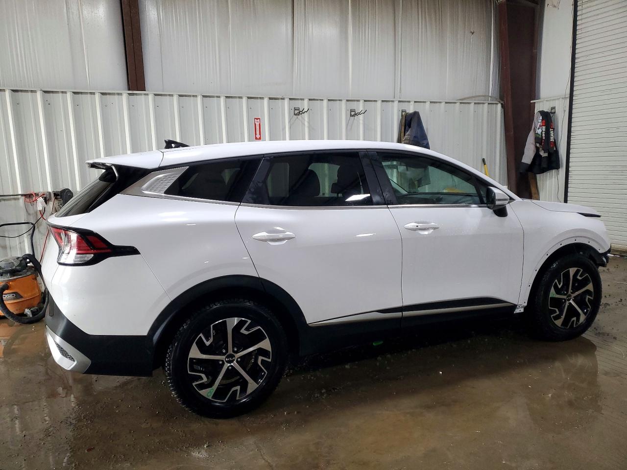 2023 KIA SPORTAGE EX photo 3