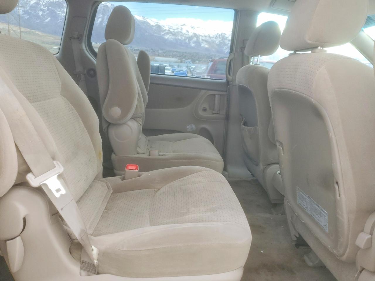 2006 TOYOTA SIENNA LE 7 PASSENGER photo 11