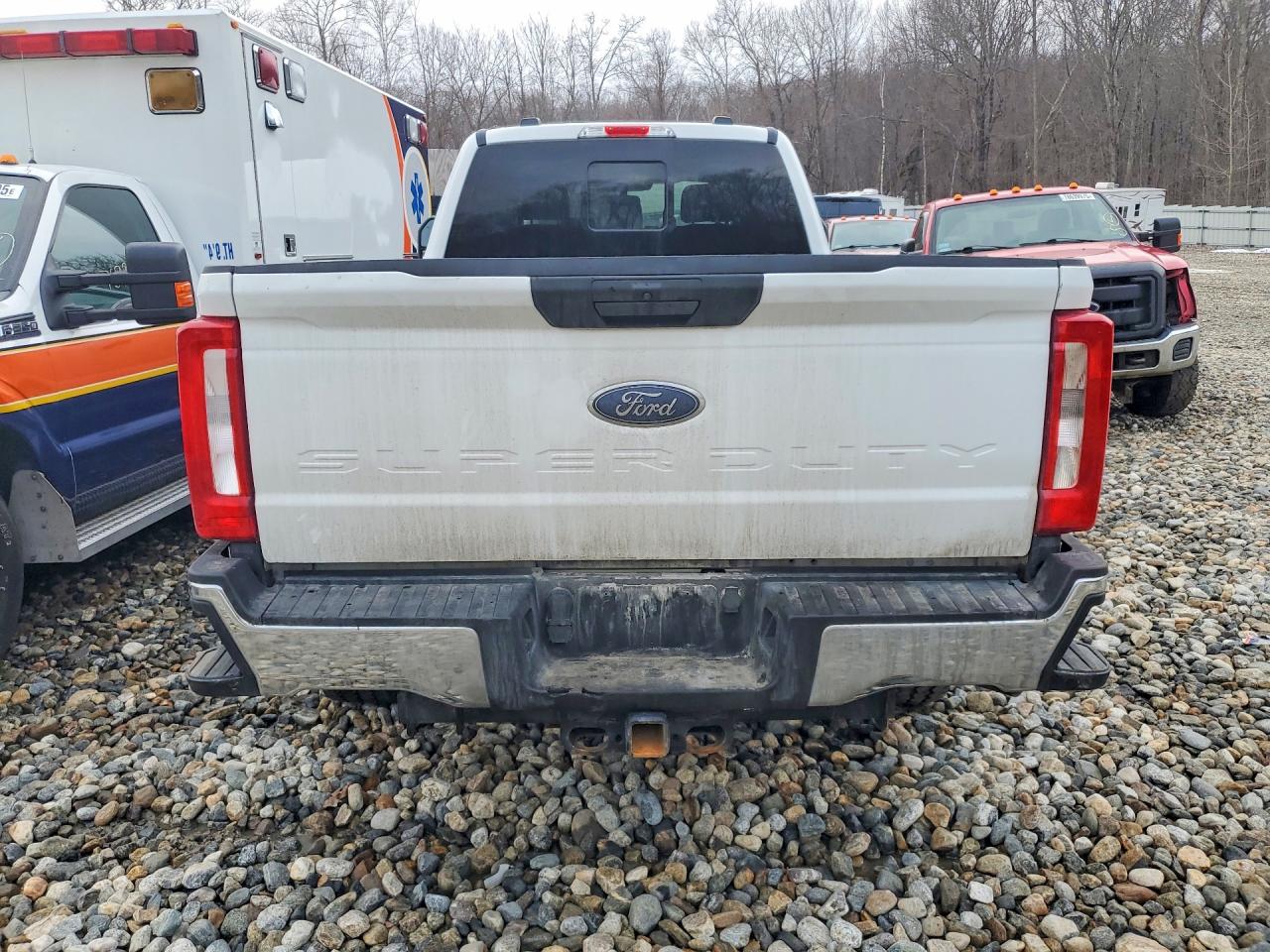 2023 FORD F350 SUPER DUTY photo 11