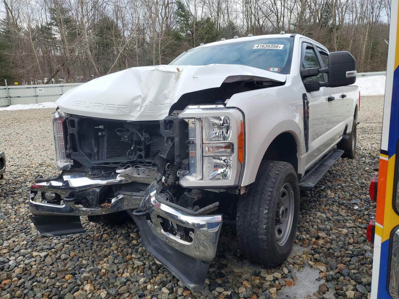 2023 FORD F350