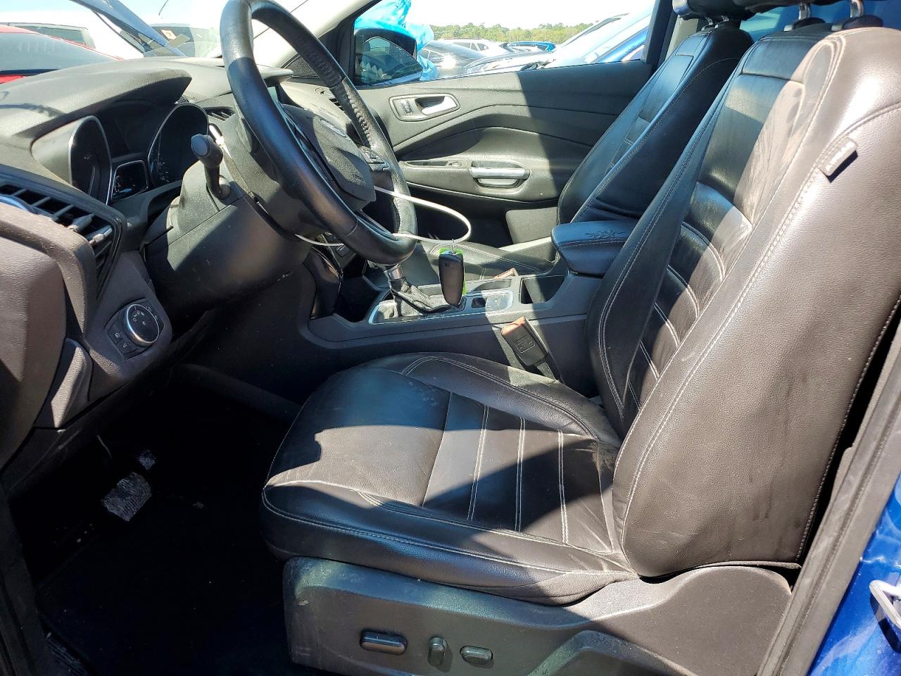 2017 FORD ESCAPE TITANIUM photo 13
