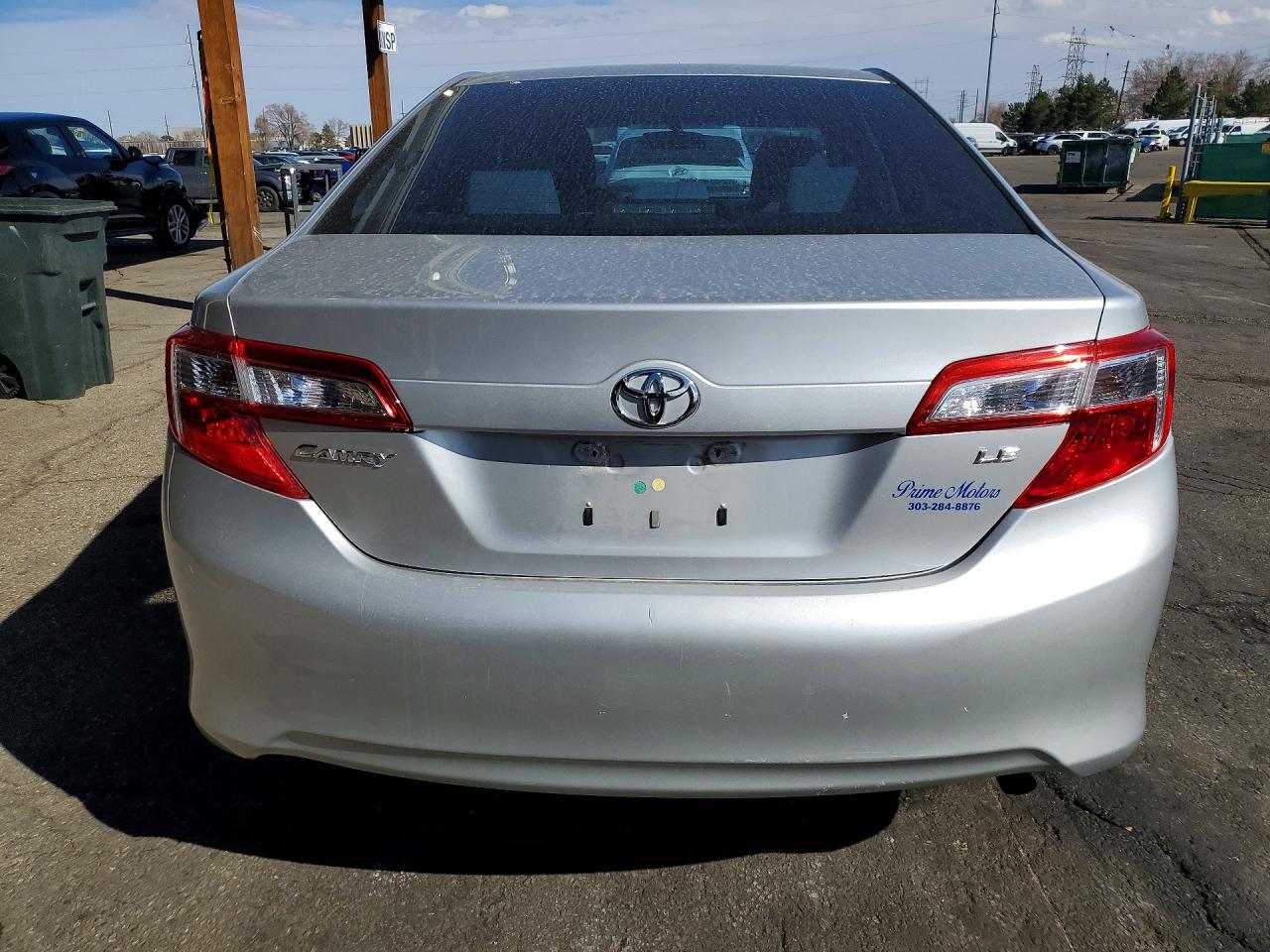 2012 TOYOTA CAMRY LE photo 16