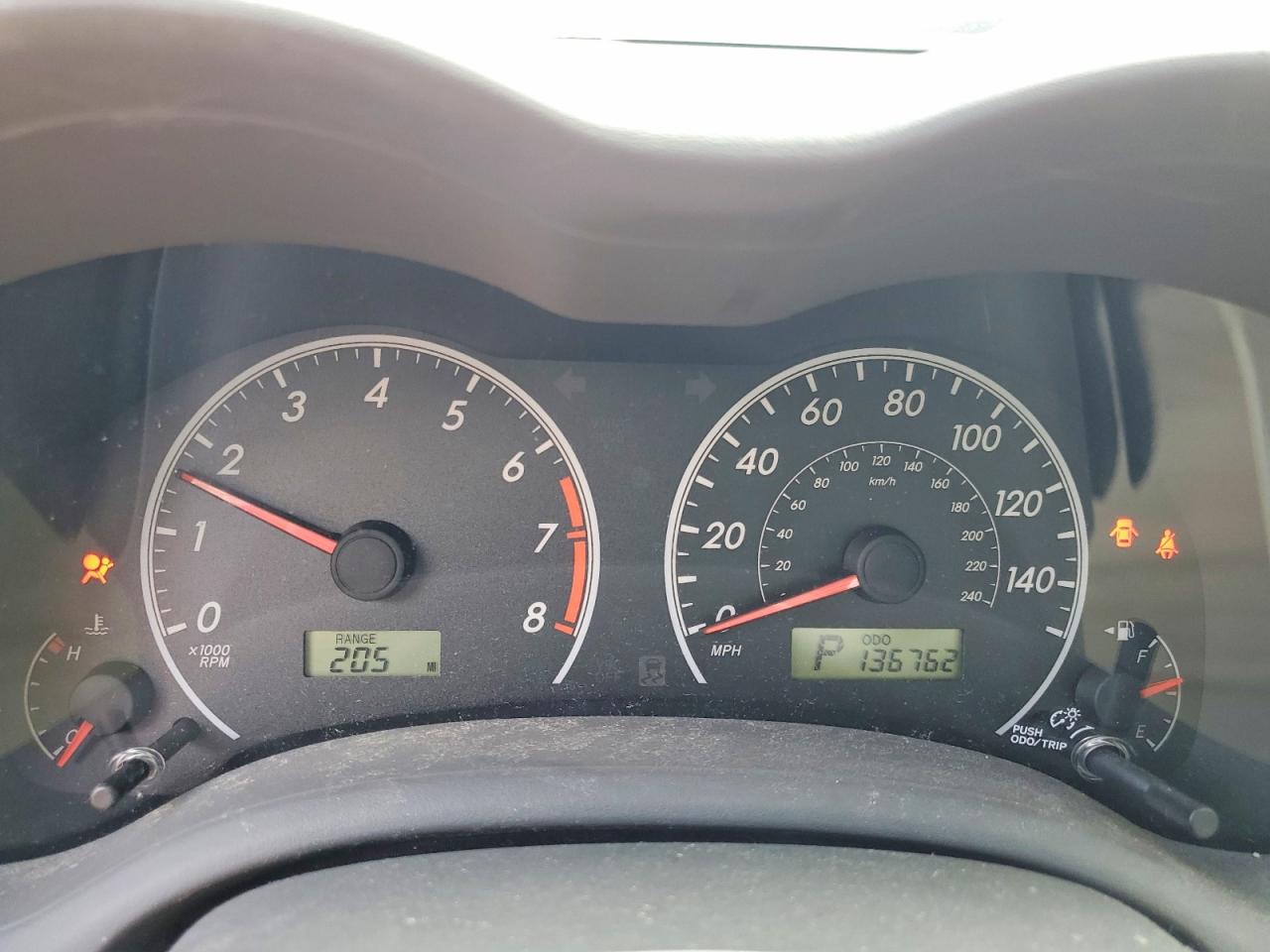 2010 TOYOTA COROLLA LE photo 17