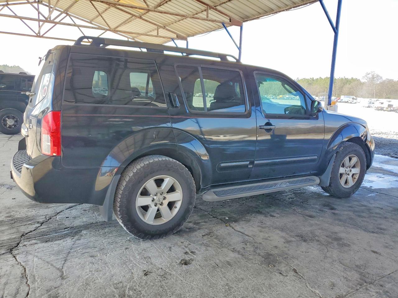 2008 NISSAN PATHFINDER S photo 3