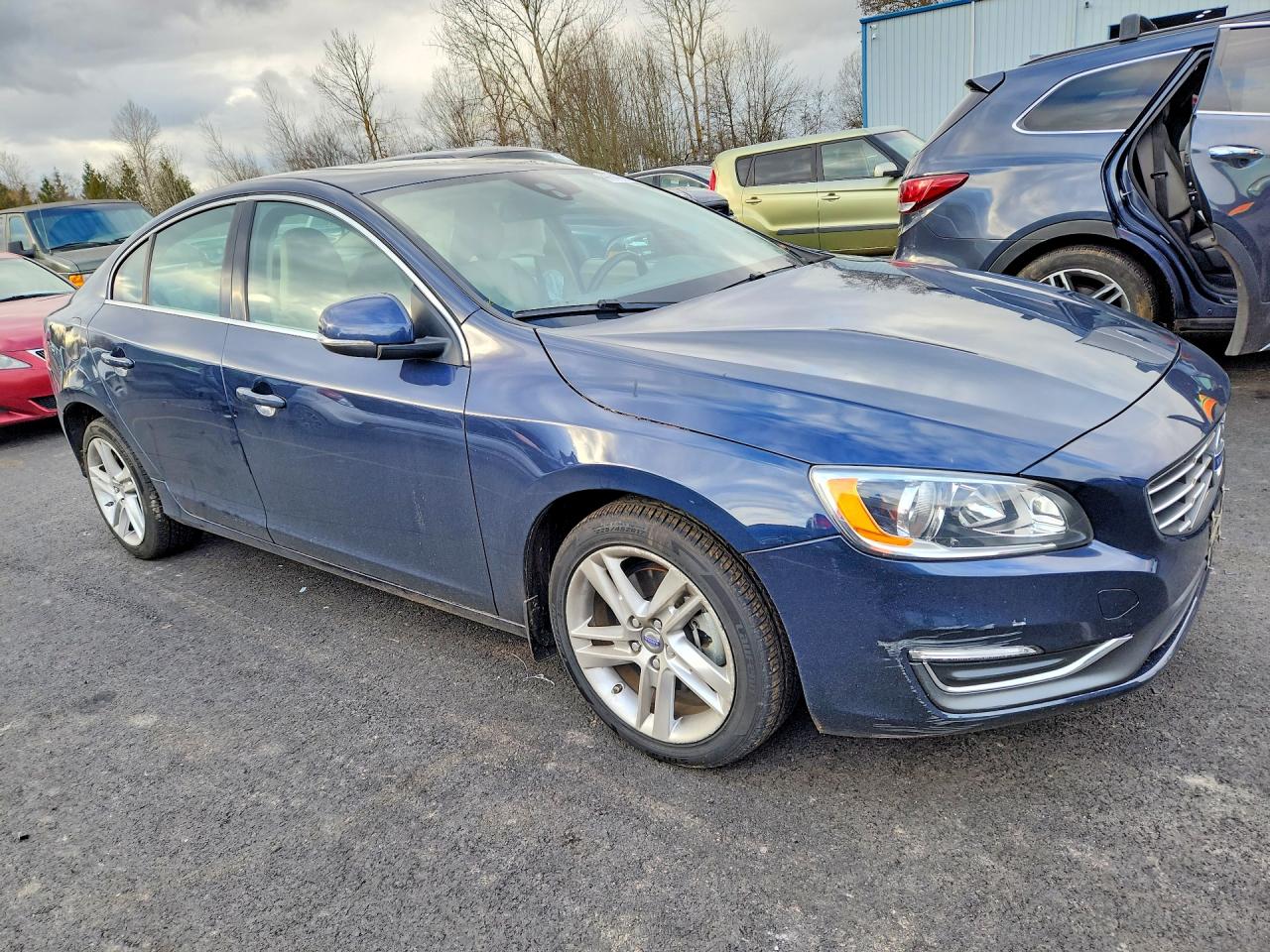 2015 VOLVO S60 PREMIER photo 7