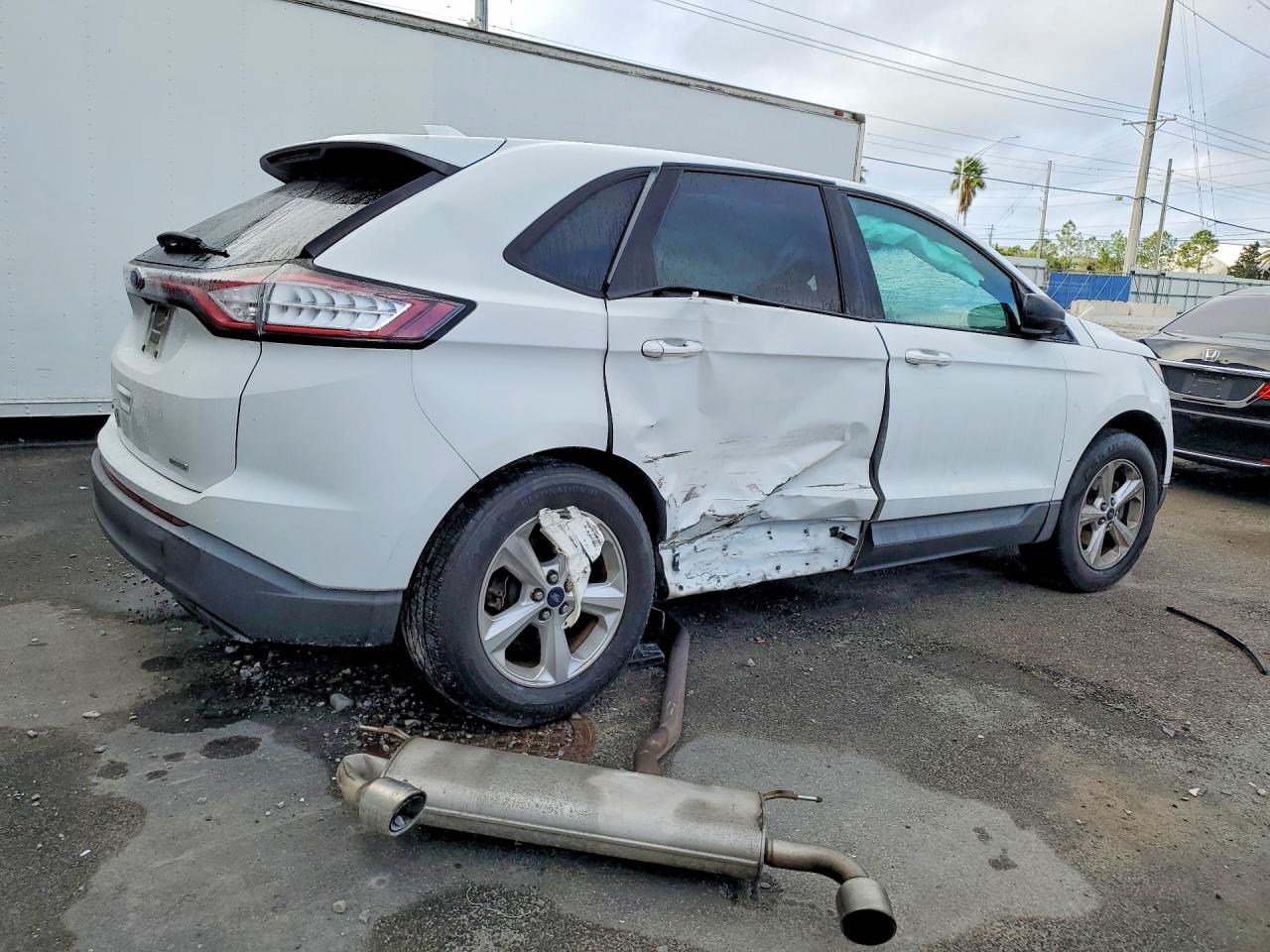 2017 FORD EDGE SE photo 3