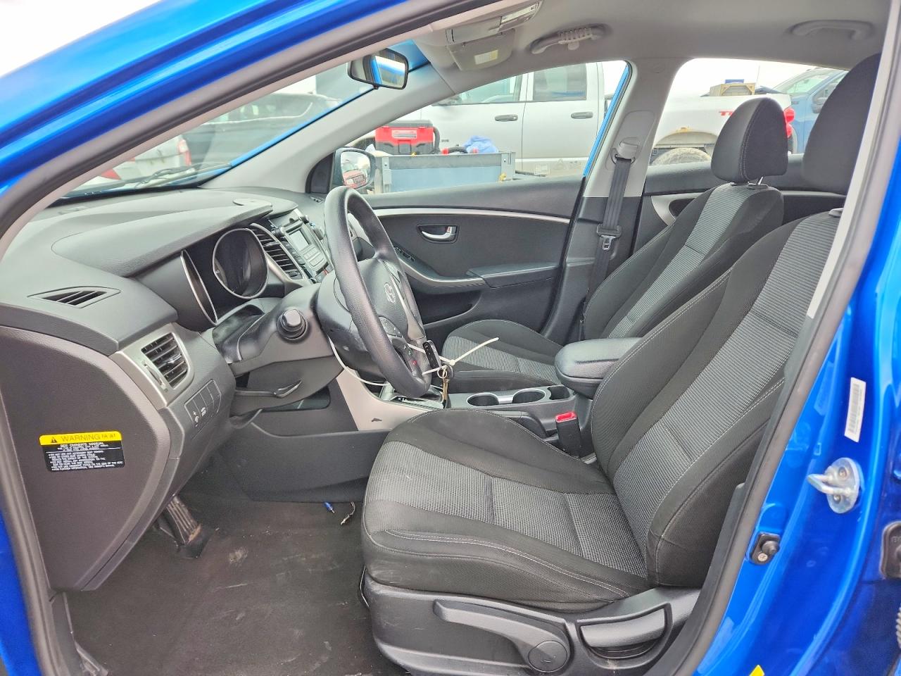 2017 HYUNDAI ELANTRA GT BASE photo 13