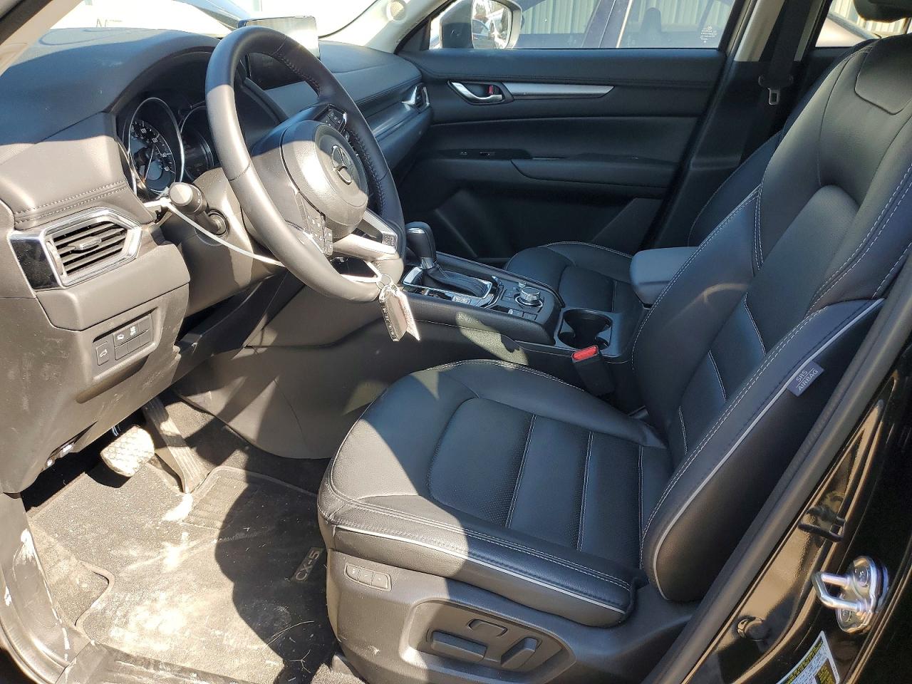 2025 MAZDA CX-5 PREFERRED photo 19