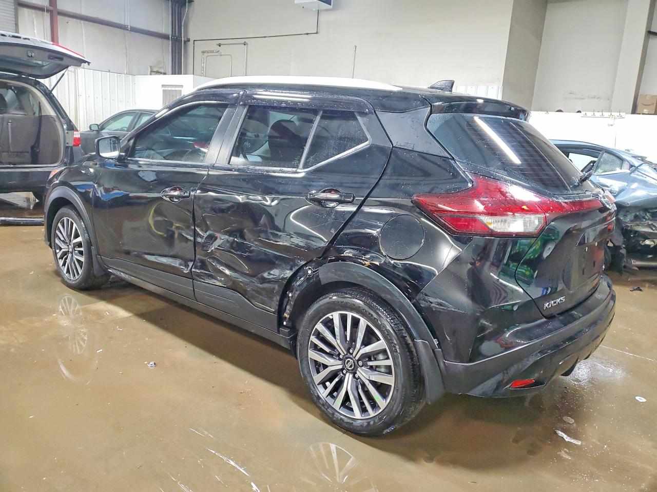 2021 NISSAN KICKS SV photo 4