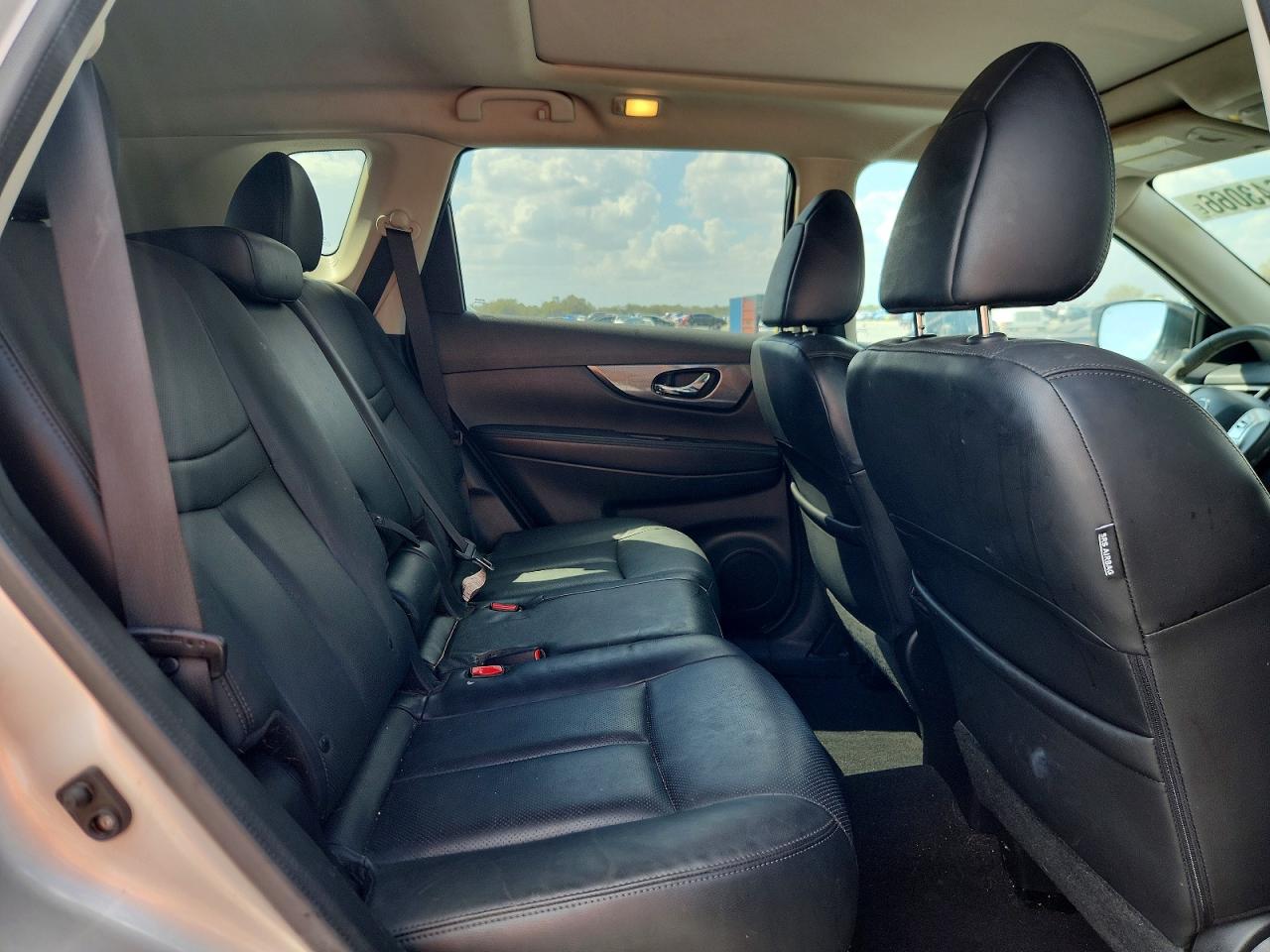 2014 NISSAN ROGUE SL photo 11