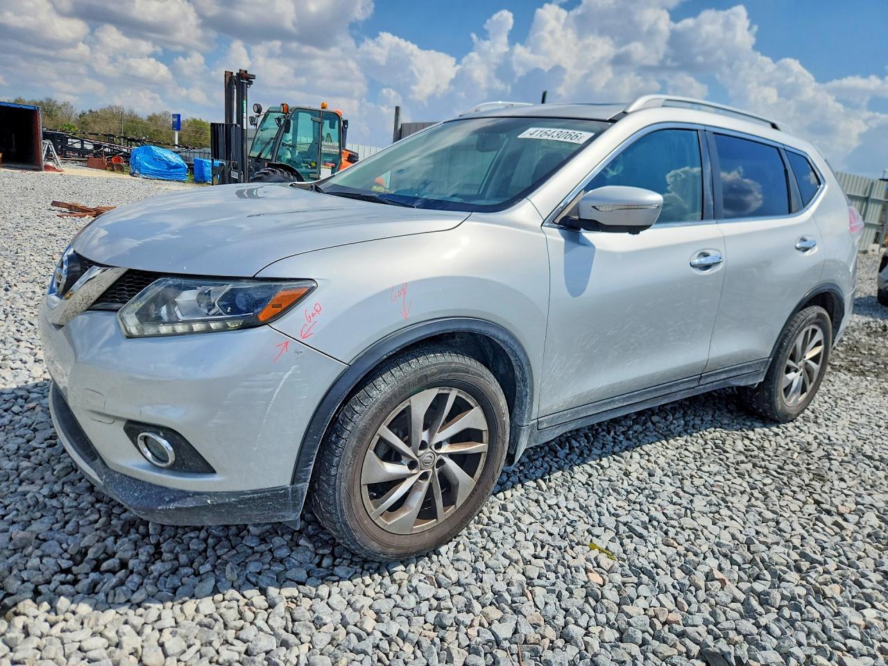 2014 NISSAN ROGUE