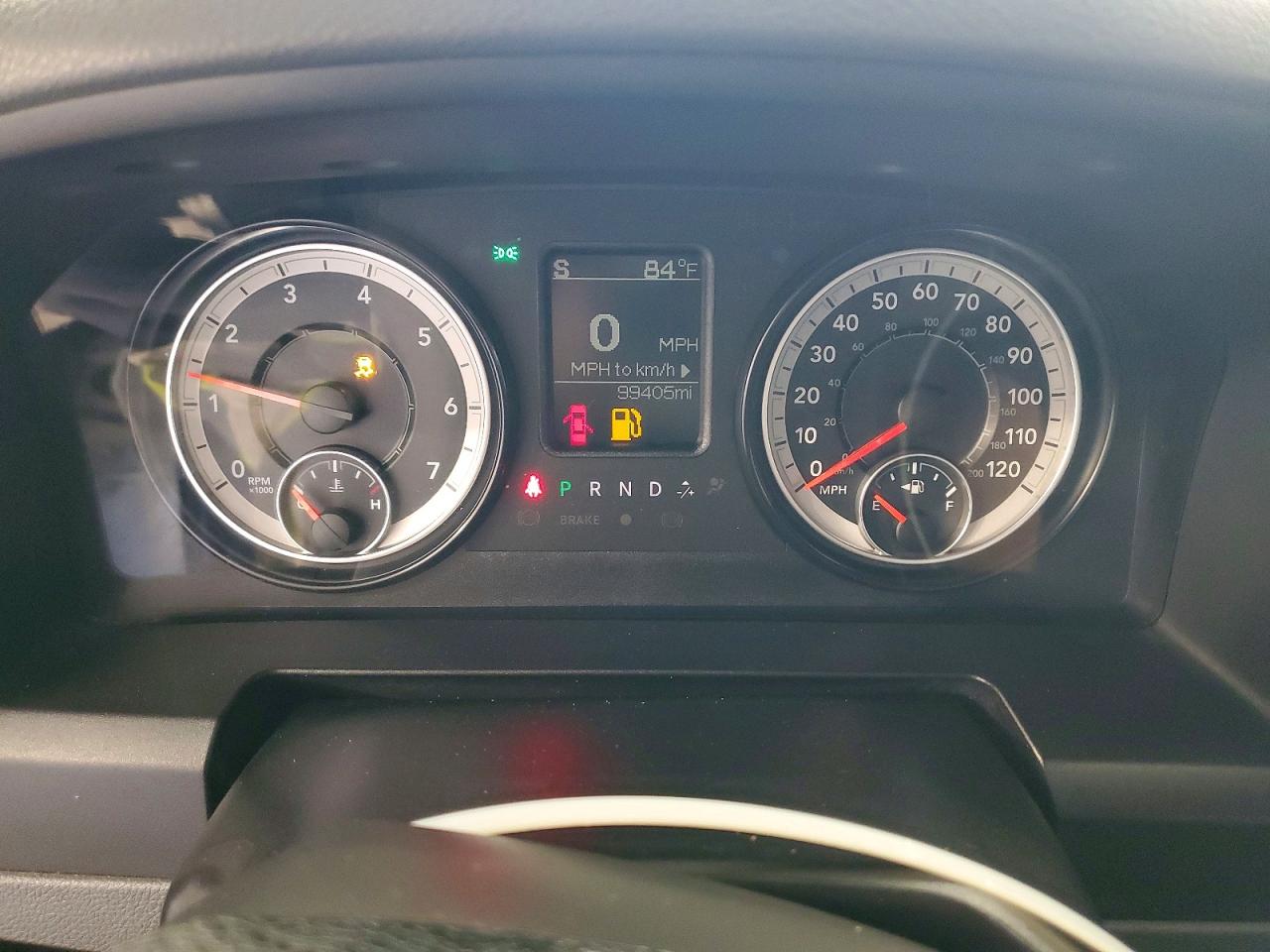 2016 RAM 1500 SLT photo 17