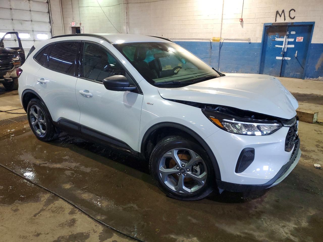 2025 FORD ESCAPE ST LINE photo 7