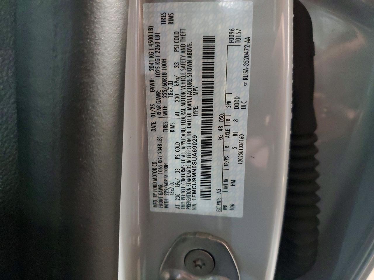 2025 FORD ESCAPE ST LINE photo 25