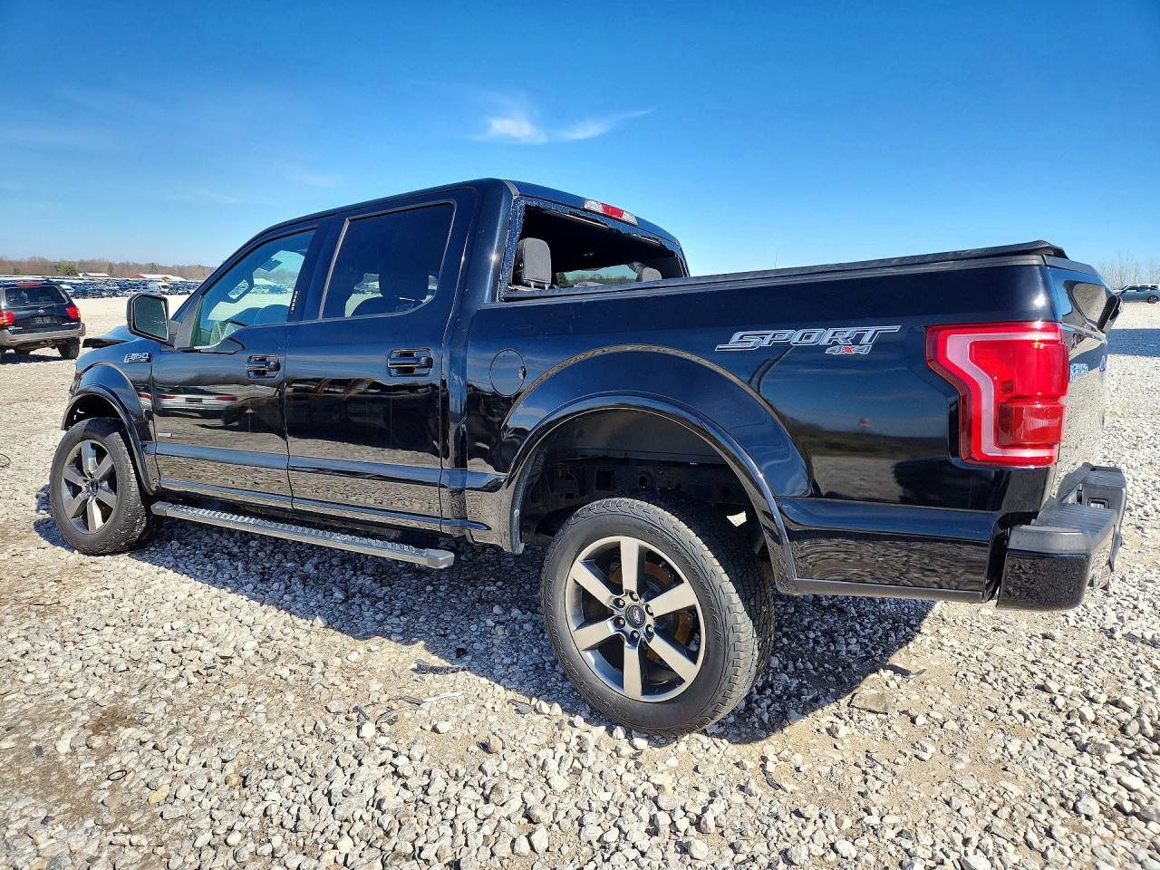 2017 FORD F150 SUPERCREW photo 2