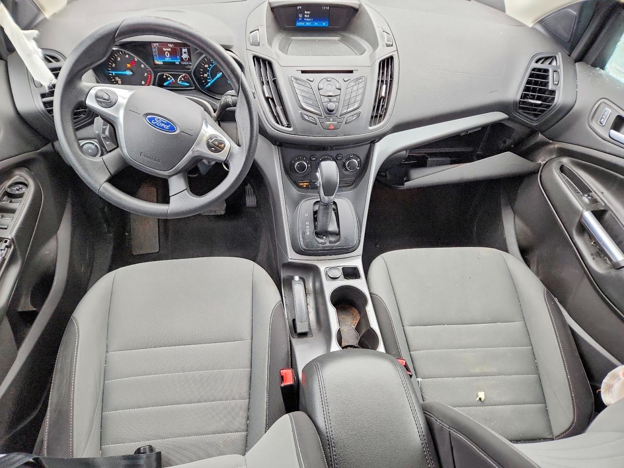2016 FORD ESCAPE SE photo 8