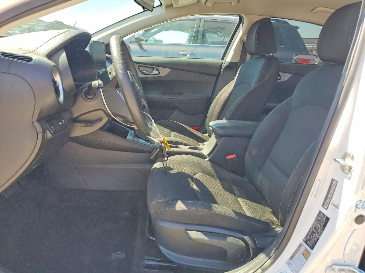 2021 KIA FORTE LXS photo 19