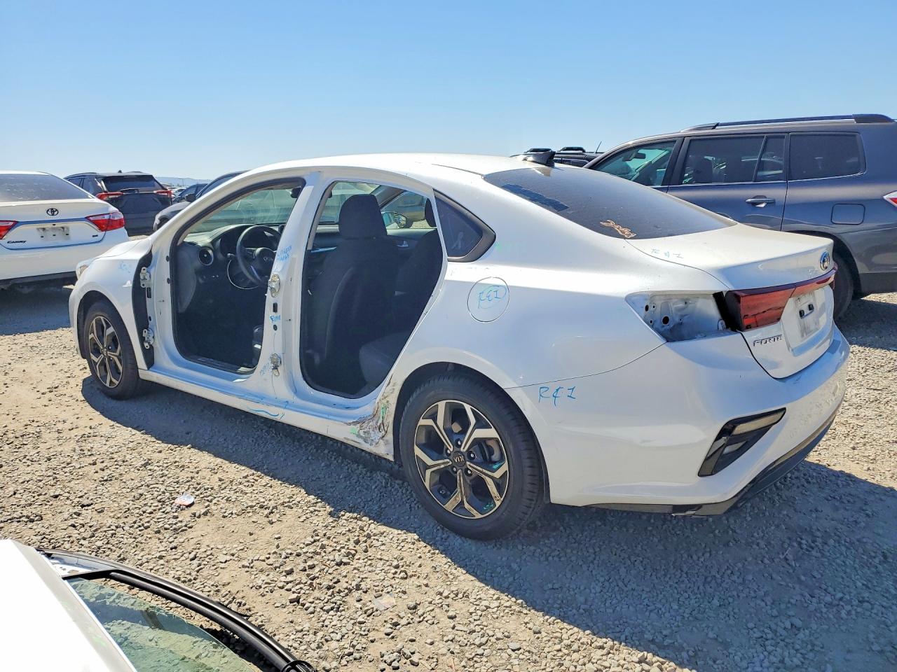 2021 KIA FORTE LXS photo 4