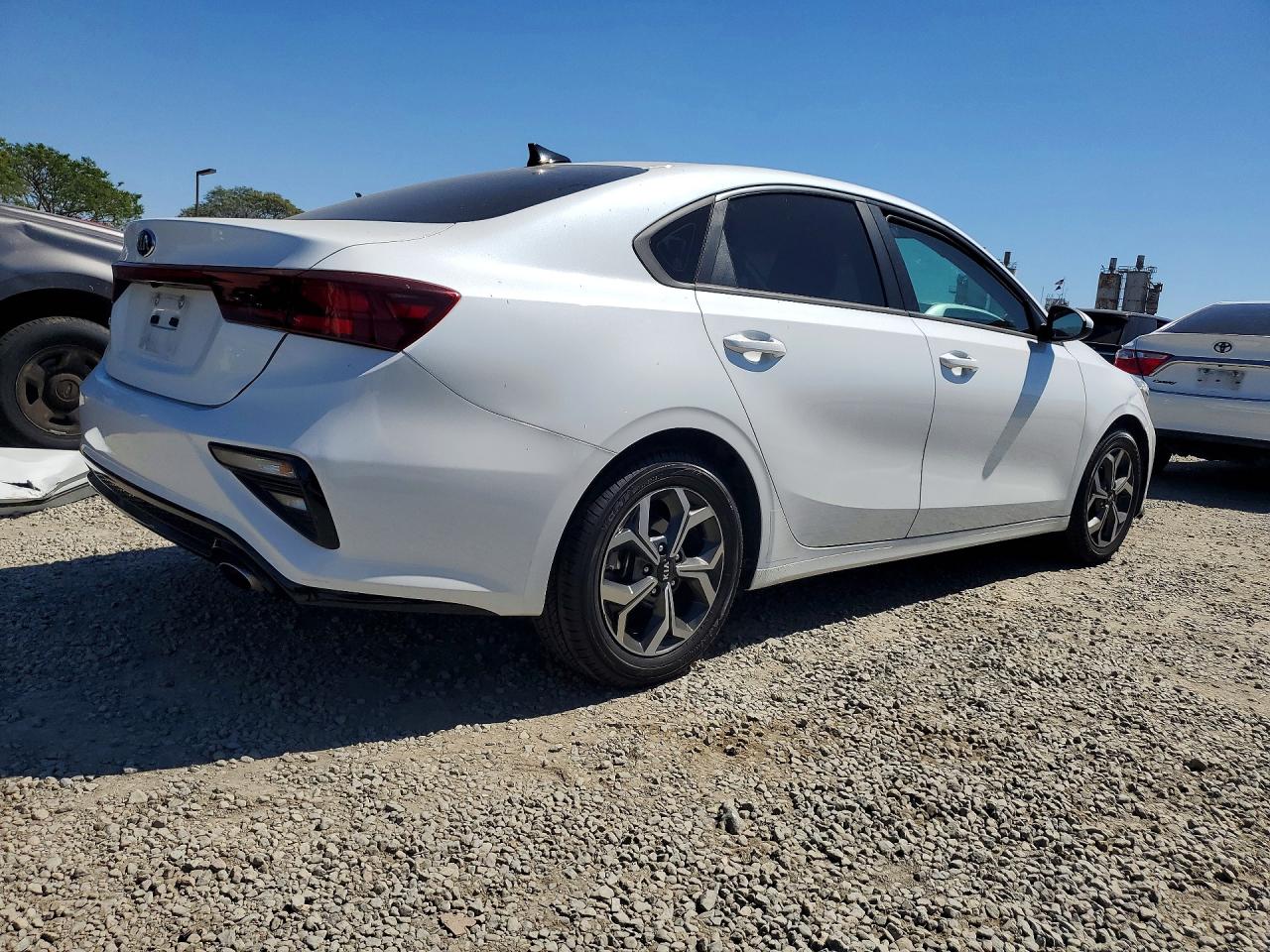 2021 KIA FORTE LXS photo 7
