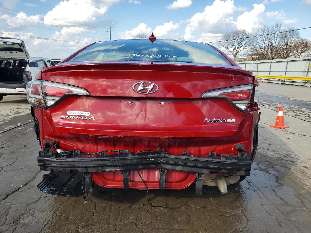 2016 HYUNDAI SONATA GL (MIDDLE-LOW) photo 16