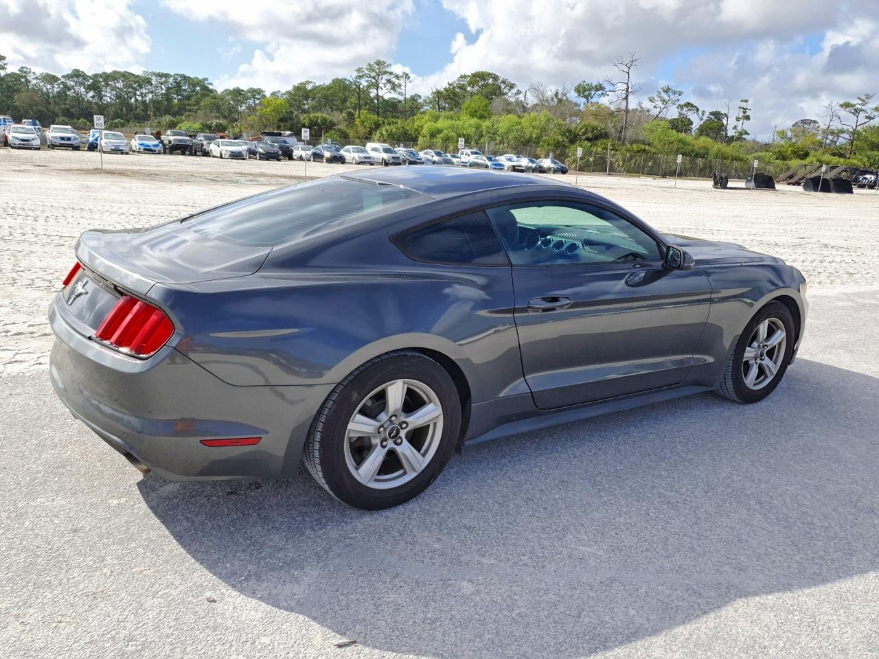 2016 FORD MUSTANG photo 5
