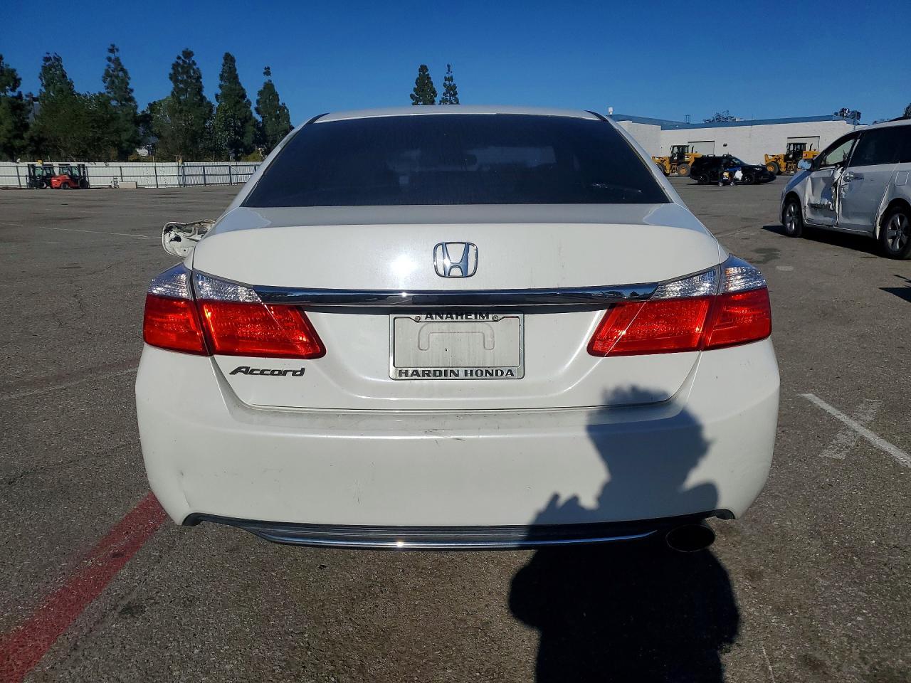 2014 HONDA ACCORD LX photo 11