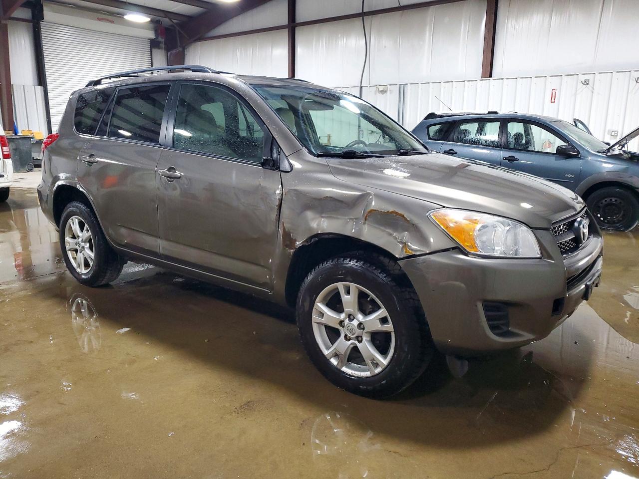 2011 TOYOTA RAV4 BASE photo 10