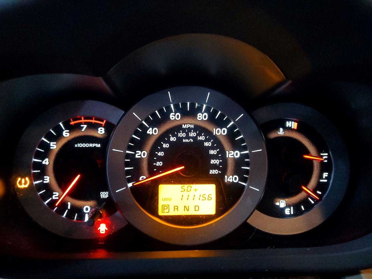 2011 TOYOTA RAV4 BASE photo 25