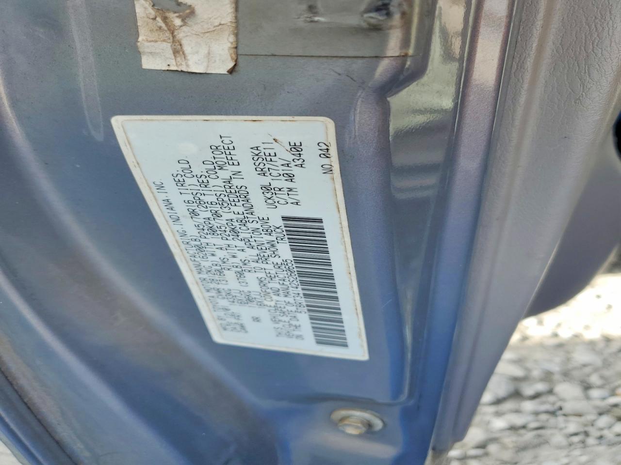 2002 TOYOTA TUNDRA SR5 V8 photo 12