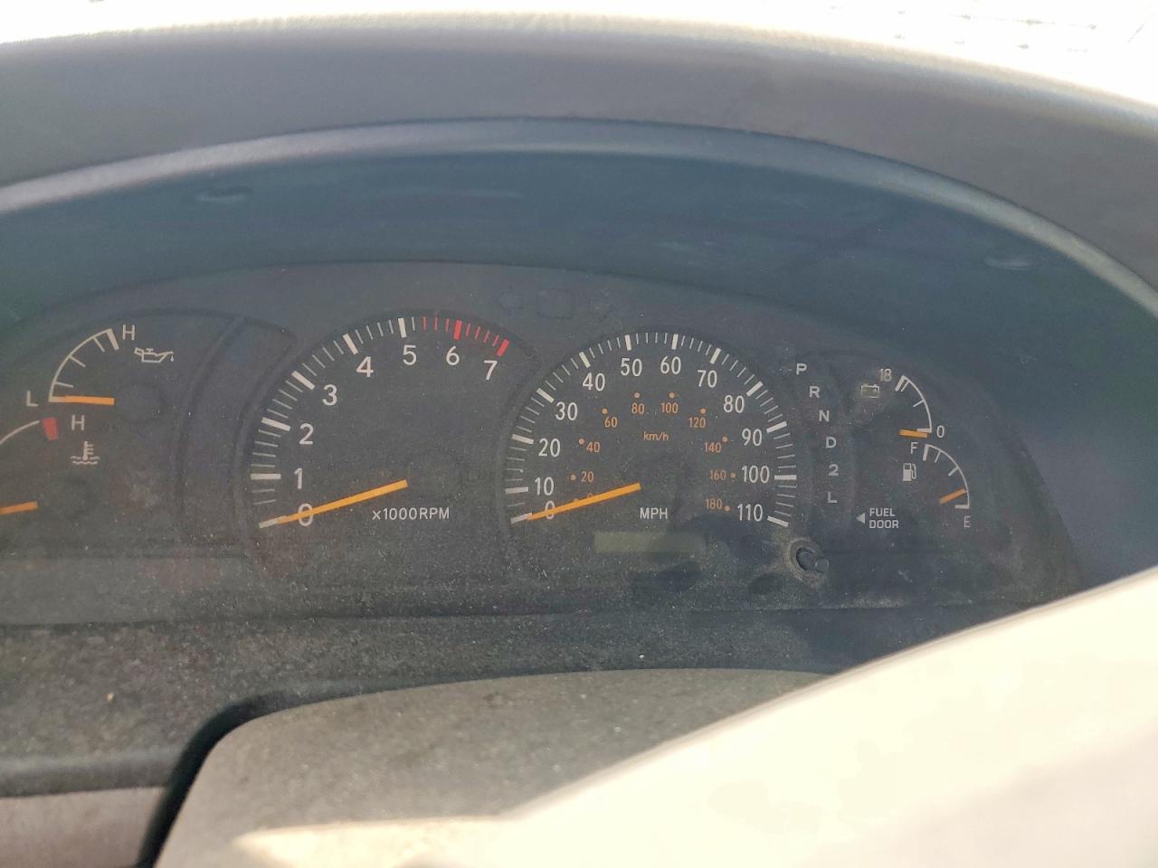 2002 TOYOTA TUNDRA SR5 V8 photo 9