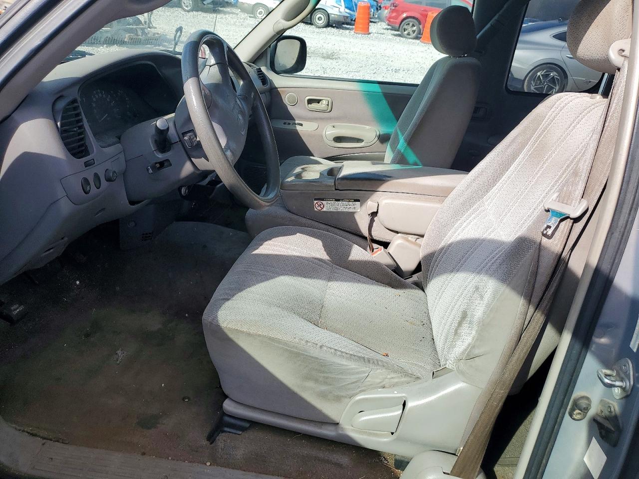 2002 TOYOTA TUNDRA SR5 V8 photo 7