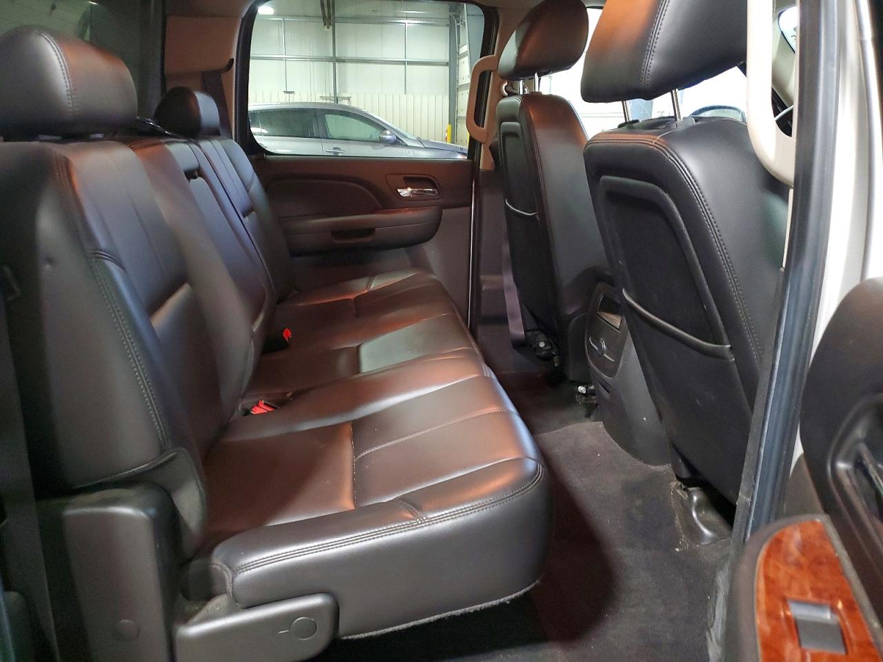 2010 CHEVROLET SILVERADO K1500 LTZ photo 28