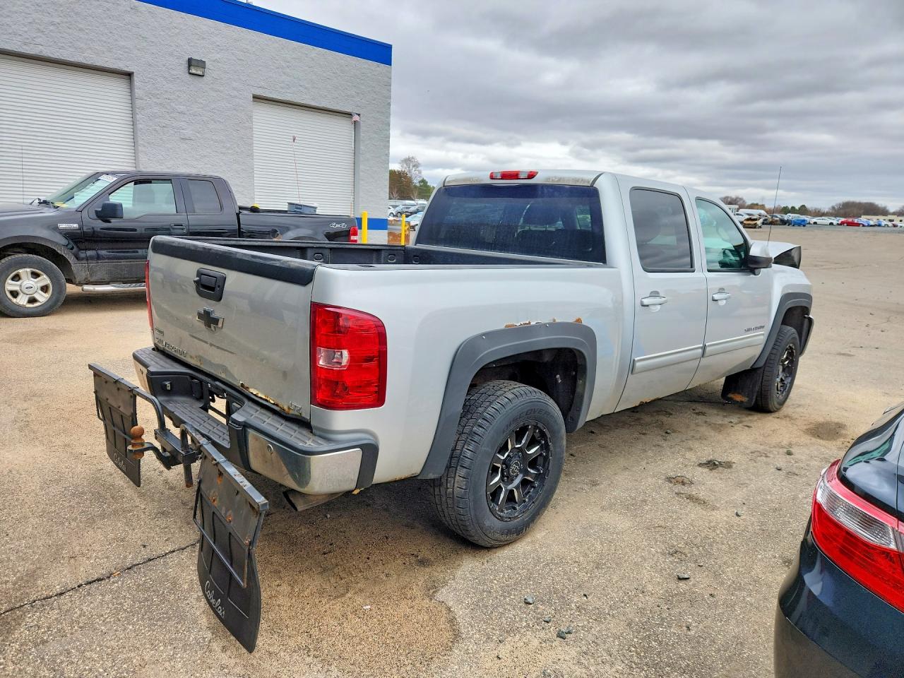 2010 CHEVROLET SILVERADO K1500 LTZ photo 7