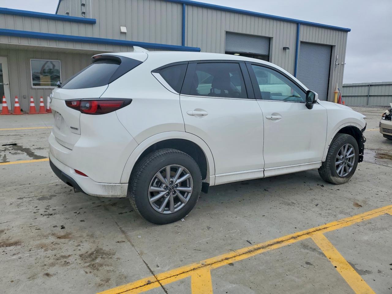 2025 MAZDA CX-5 PREFERRED photo 5
