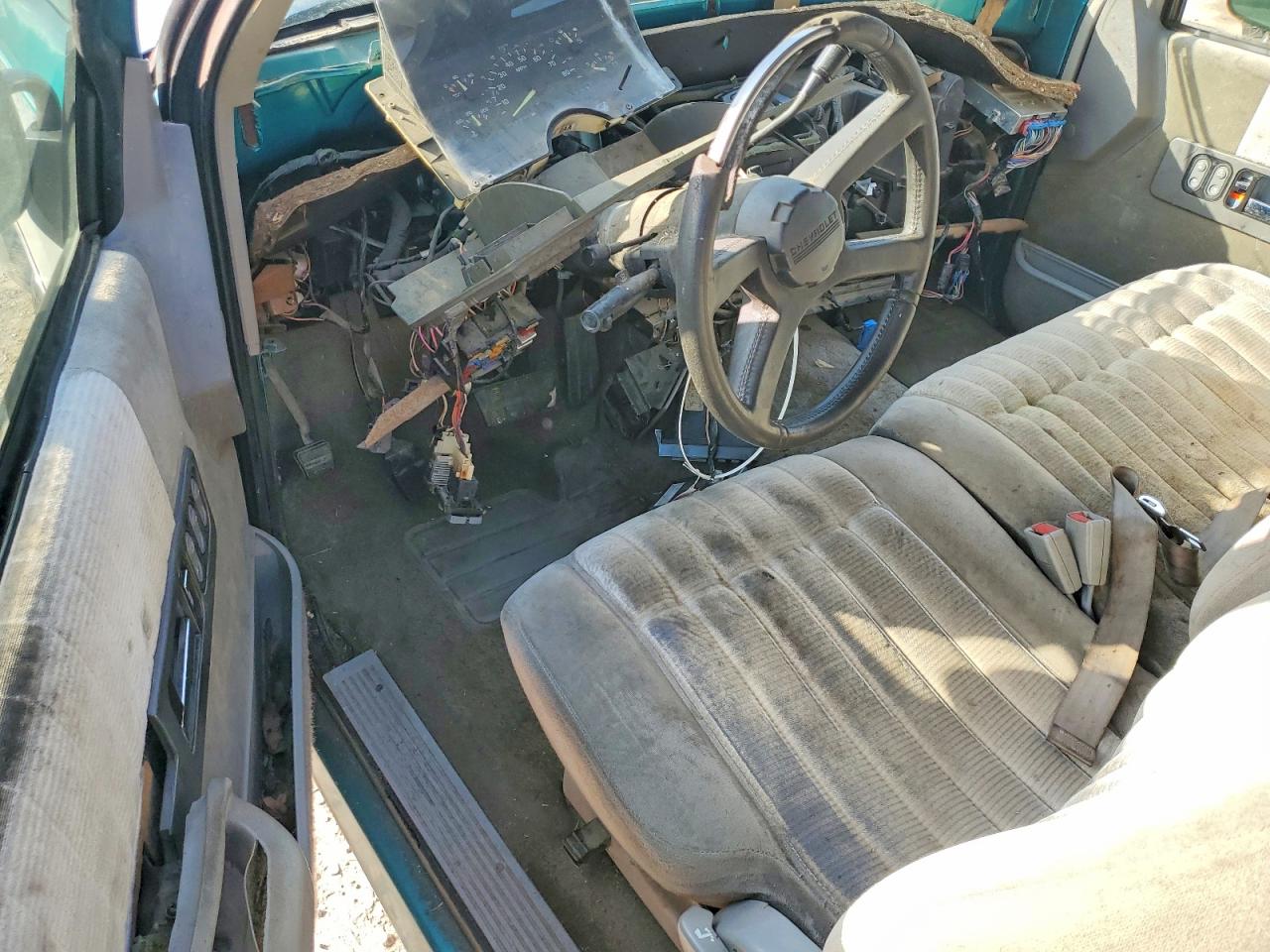 1994 CHEVROLET GMT-400 C1500 photo 8