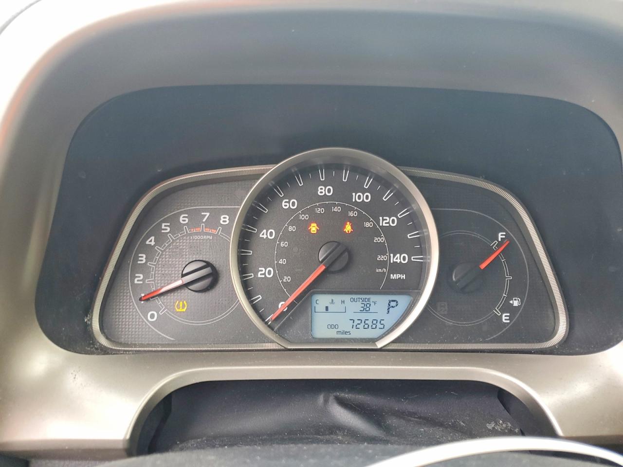 2013 TOYOTA RAV4 XLE photo 25