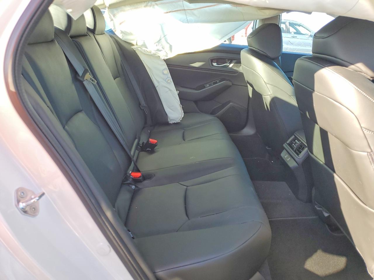 2025 HONDA ACCORD TOURING HYBRID photo 19
