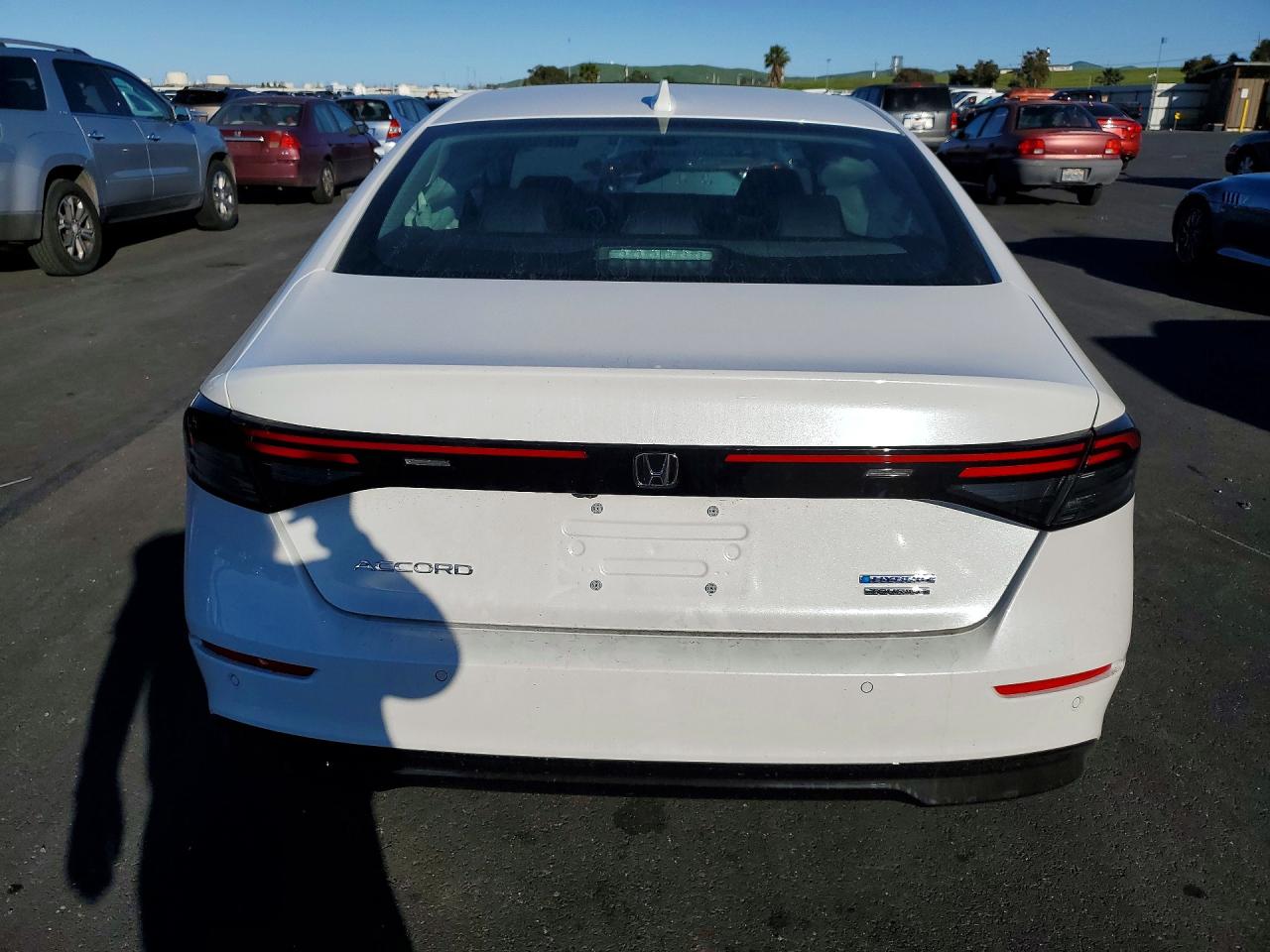 2025 HONDA ACCORD TOURING HYBRID photo 11