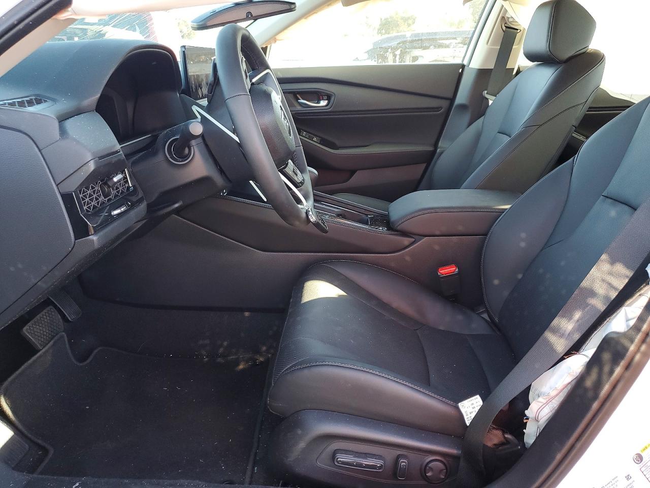 2025 HONDA ACCORD TOURING HYBRID photo 13