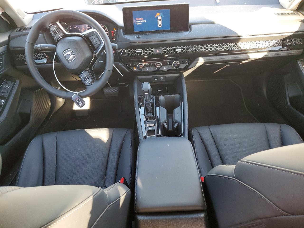 2025 HONDA ACCORD TOURING HYBRID photo 15