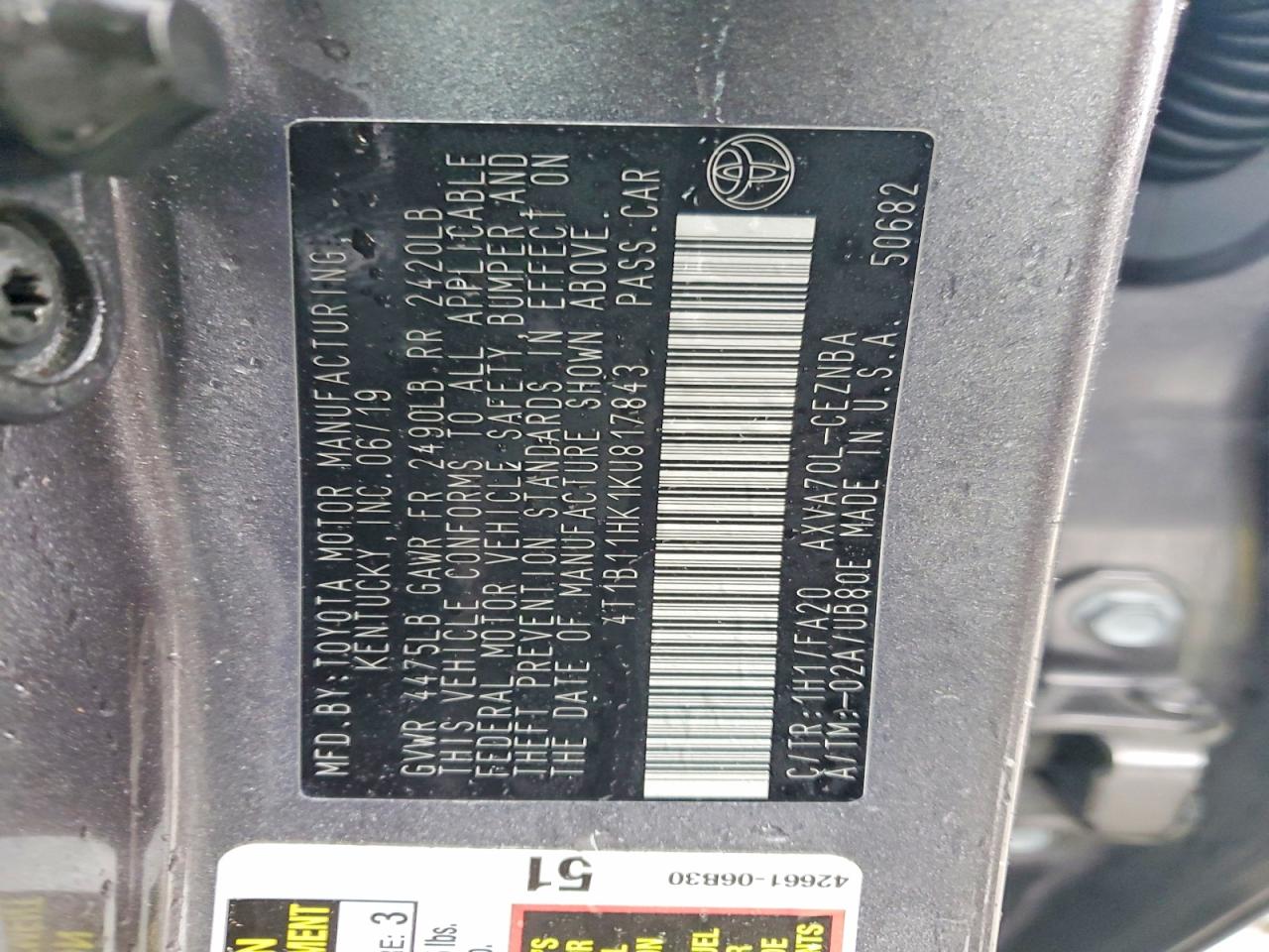2019 TOYOTA CAMRY LE photo 34
