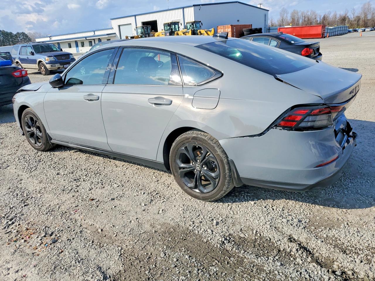 2025 HONDA ACCORD SE photo 2